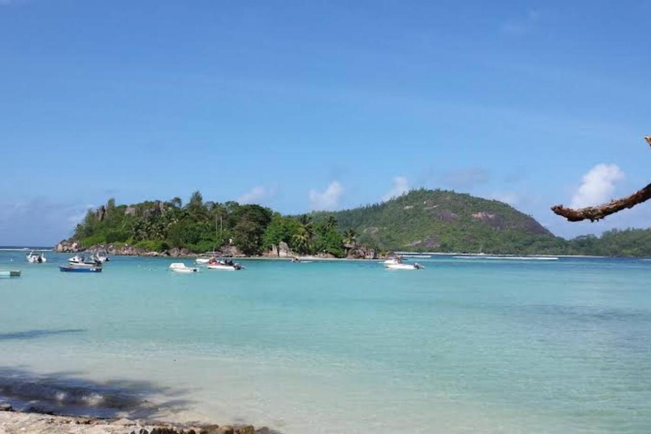 Gigi'S Self Catering Apartment Port Glaud Luaran gambar