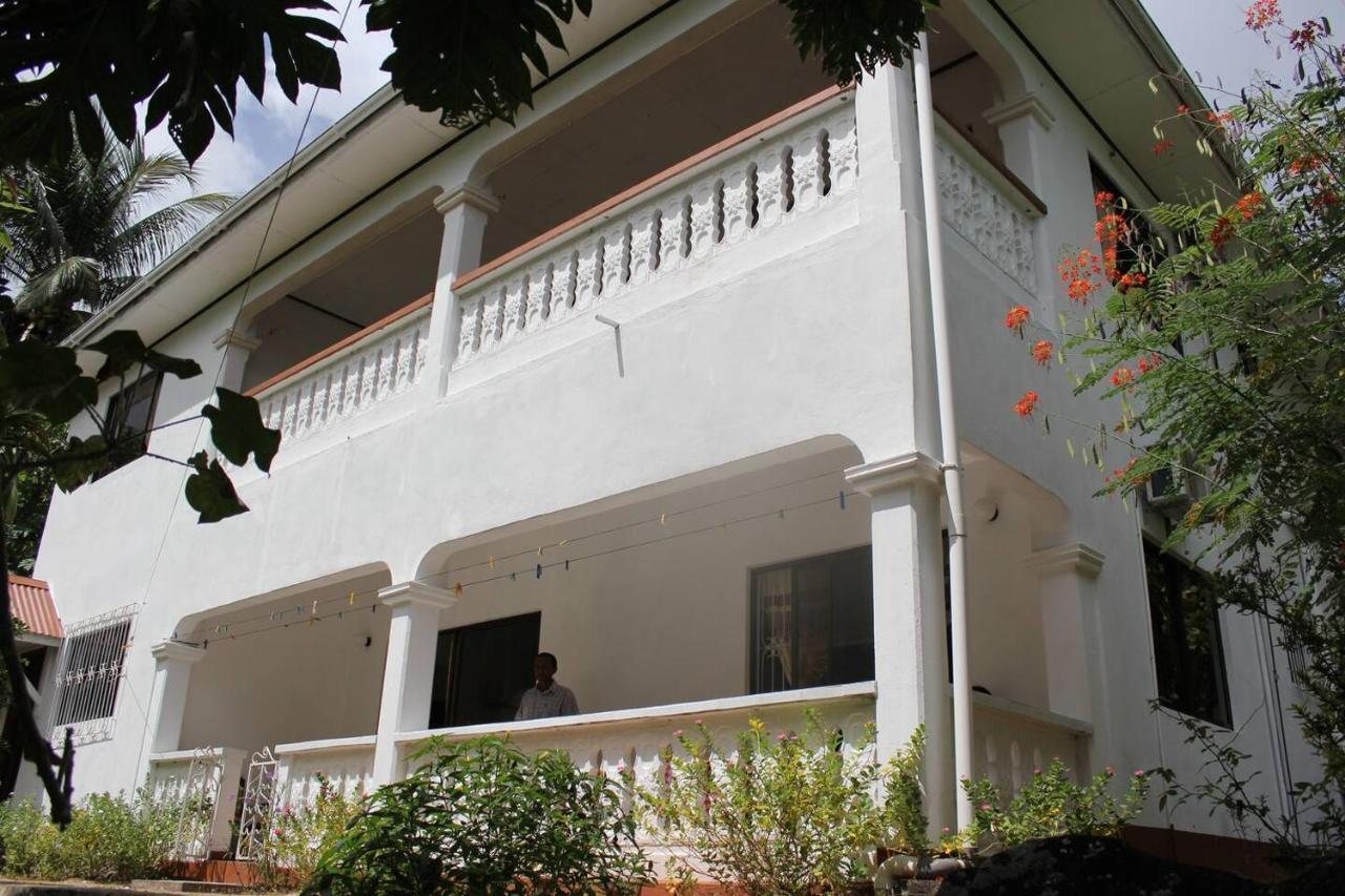 Gigi'S Self Catering Apartment Port Glaud Luaran gambar