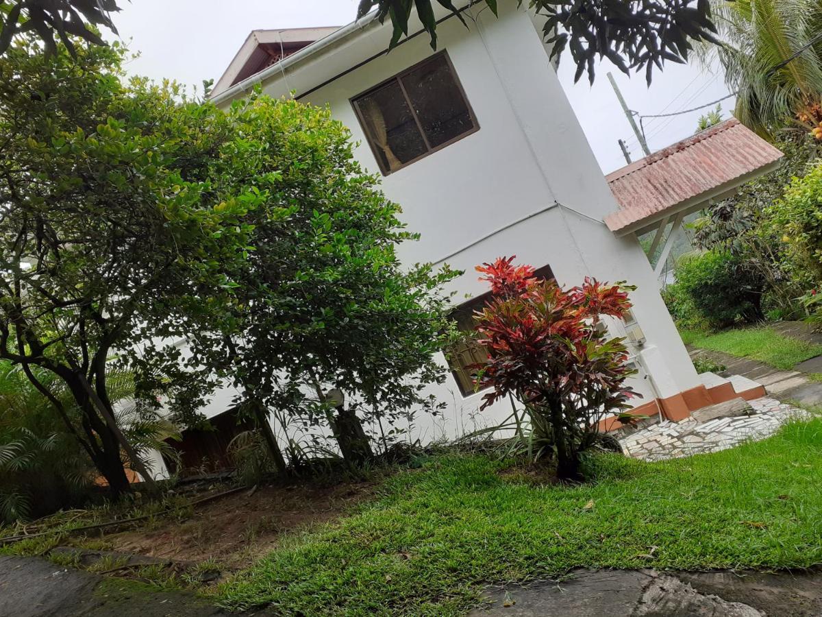 Gigi'S Self Catering Apartment Port Glaud Luaran gambar